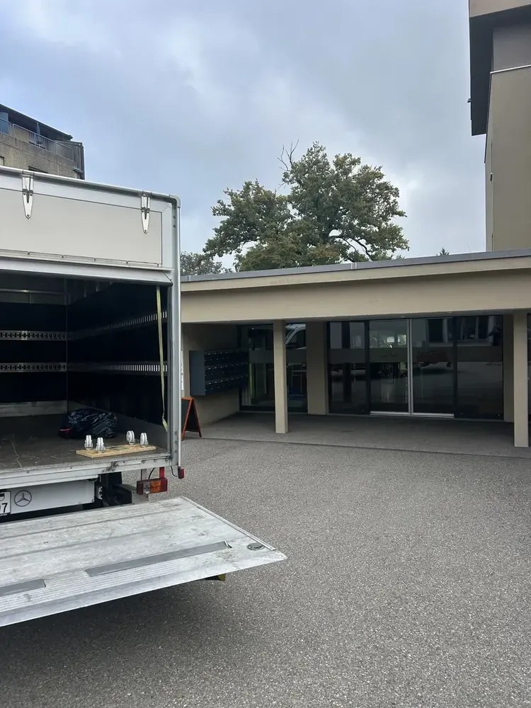 Meubles livrés à domicile, prêts à être montés - déménagement à Morat / Murten